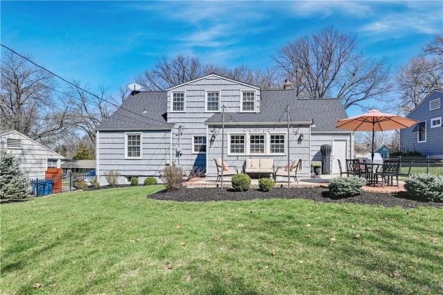 4827 W 78TH Terrace, Prairie Village, KS 66208