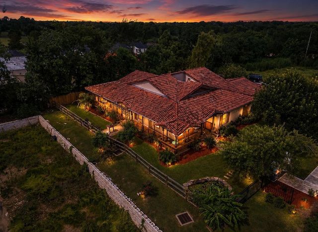 6962 Amie Lane, Pearland, TX 77584