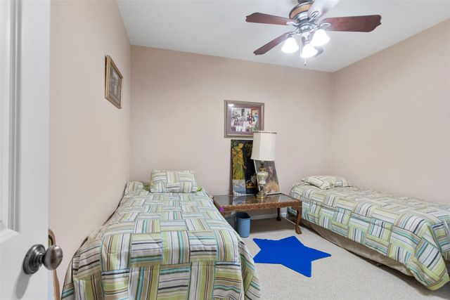 6962 Amie Lane, Pearland, TX 77584