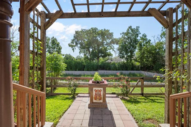 6962 Amie Lane, Pearland, TX 77584
