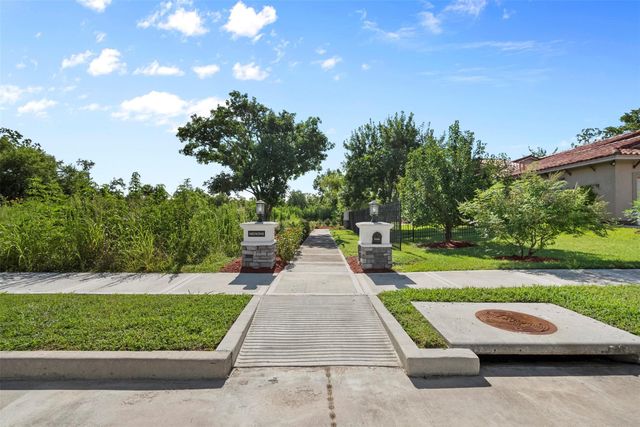 6962 Amie Lane, Pearland, TX 77584