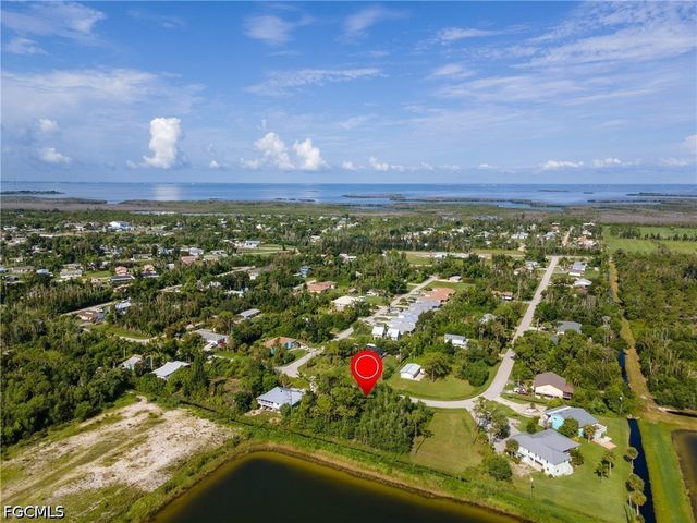 5324 Birdsong LN, Bokeelia, FL 33922