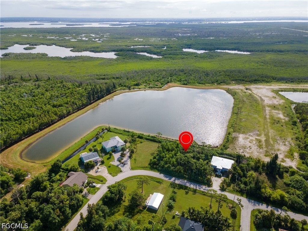 5324 Birdsong LN, Bokeelia, FL 33922