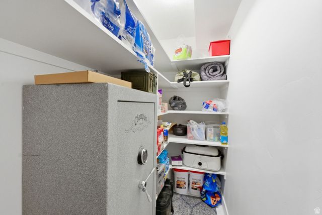 11594 S SKYWARD RD, South Jordan, UT 84009