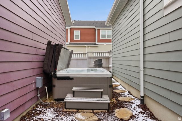 11594 S SKYWARD RD, South Jordan, UT 84009