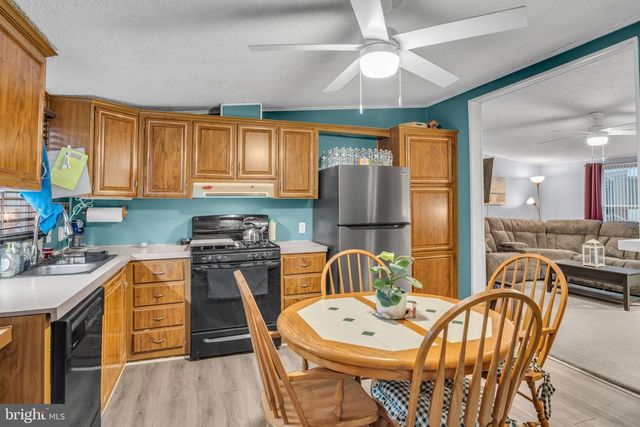 84 BUTTONWOOD DR, Dillsburg, PA 17019