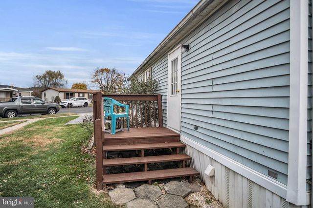 84 BUTTONWOOD DR, Dillsburg, PA 17019