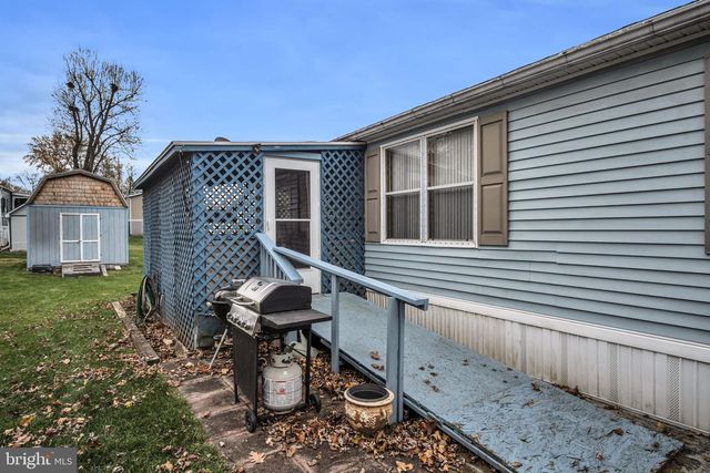 84 BUTTONWOOD DR, Dillsburg, PA 17019