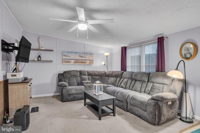 84 BUTTONWOOD DR, Dillsburg, PA 17019