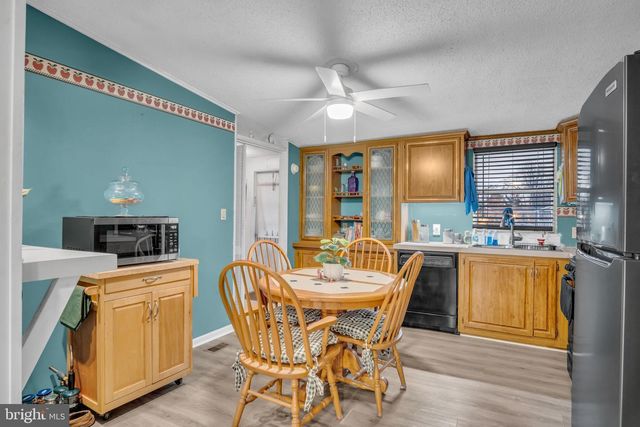 84 BUTTONWOOD DR, Dillsburg, PA 17019