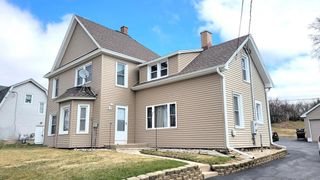 1909 Salisbury ROAD #1911, West Bend, WI 53090