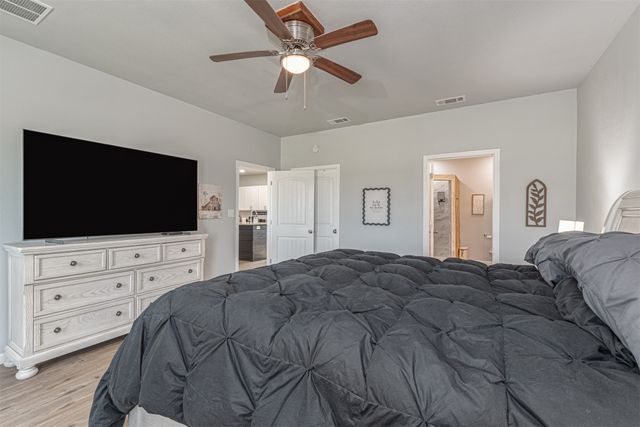 4340 Fm 1563, Wolfe City, TX 75496