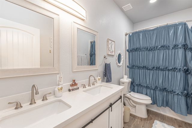 4340 Fm 1563, Wolfe City, TX 75496