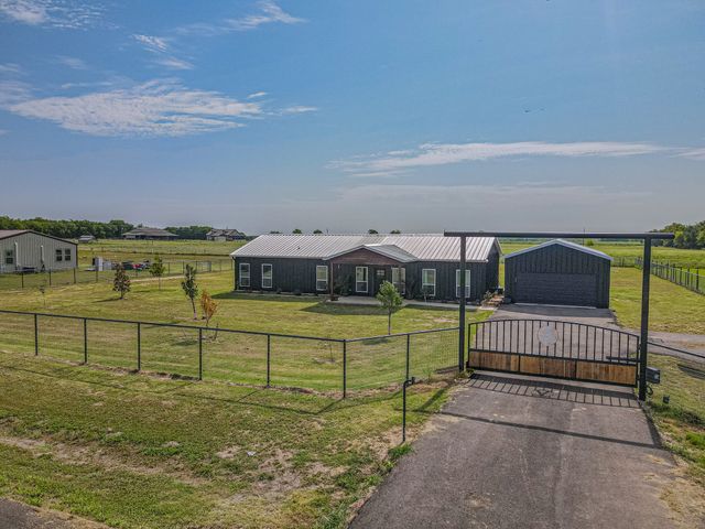 4340 Fm 1563, Wolfe City, TX 75496