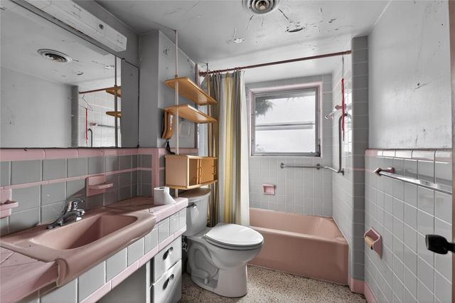 6620 GULFPORT BOULEVARD S, South Pasadena, FL 33707