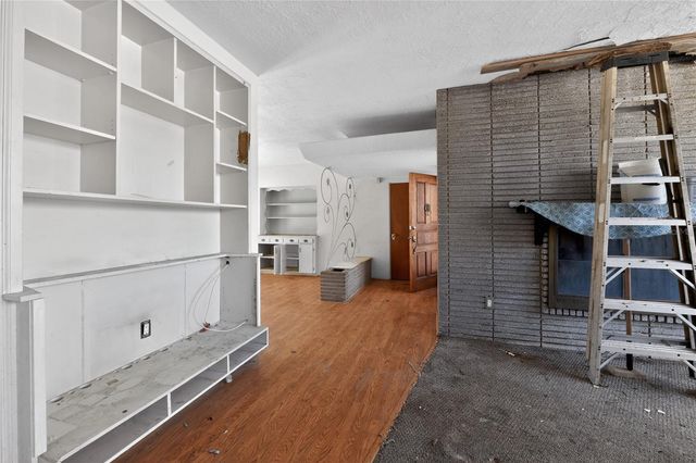 6620 GULFPORT BOULEVARD S, South Pasadena, FL 33707