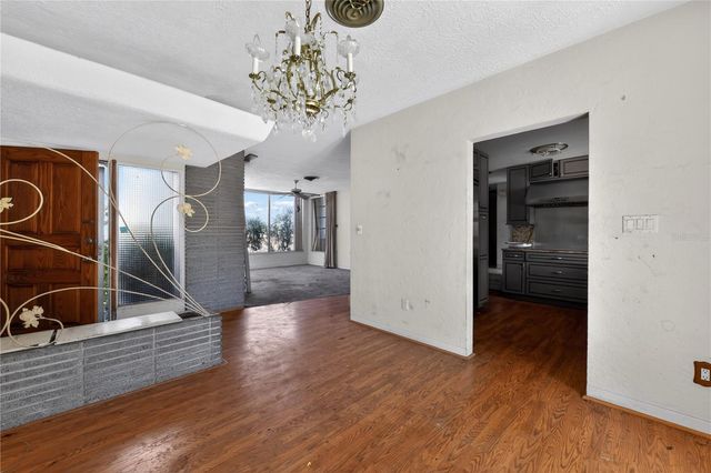 6620 GULFPORT BOULEVARD S, South Pasadena, FL 33707