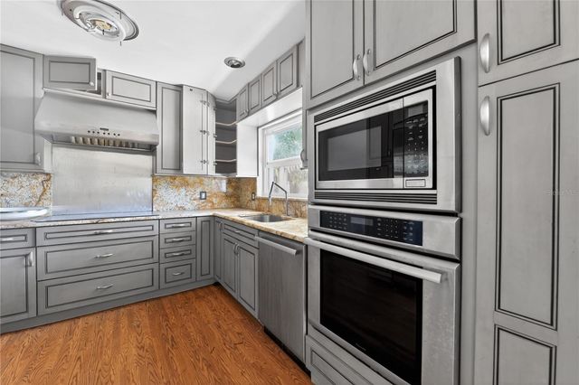 6620 GULFPORT BOULEVARD S, South Pasadena, FL 33707