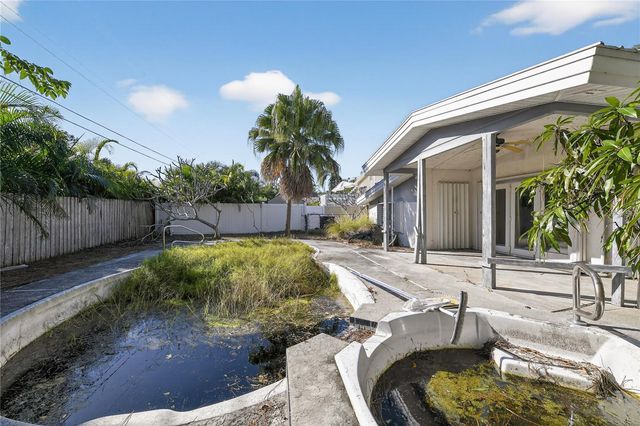 6620 GULFPORT BOULEVARD S, South Pasadena, FL 33707