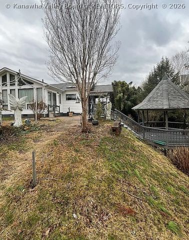 2222 Robin Avenue, East Bank, WV 25067