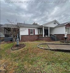 2222 Robin Avenue, East Bank, WV 25067