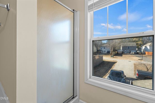 6 Toms Rock Place, Durham, NC 27704