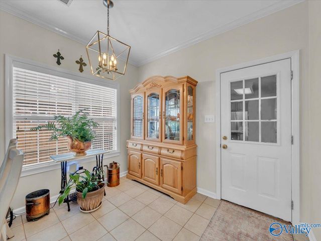 1941 Red Sunset Drive, Decatur, AL 35603
