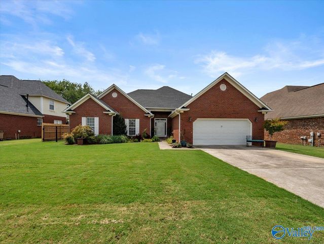 1941 Red Sunset Drive, Decatur, AL 35603