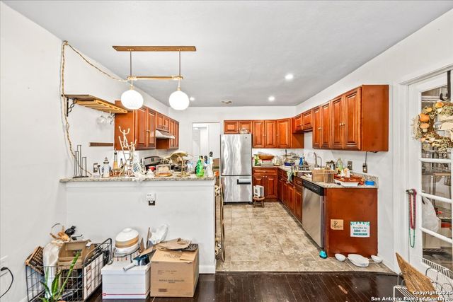 1402 Mardell, San Antonio, TX 78201