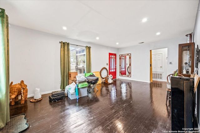 1402 Mardell, San Antonio, TX 78201