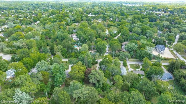 5620 Inkster Road, West Bloomfield, MI 48323