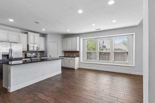 705 Austin Lane, Lavon, TX 75166