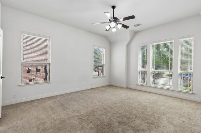 705 Austin Lane, Lavon, TX 75166