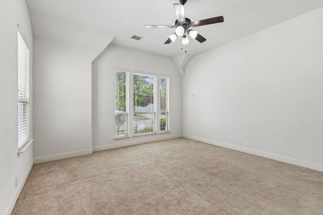 705 Austin Lane, Lavon, TX 75166