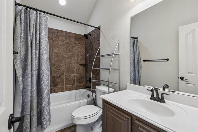 705 Austin Lane, Lavon, TX 75166