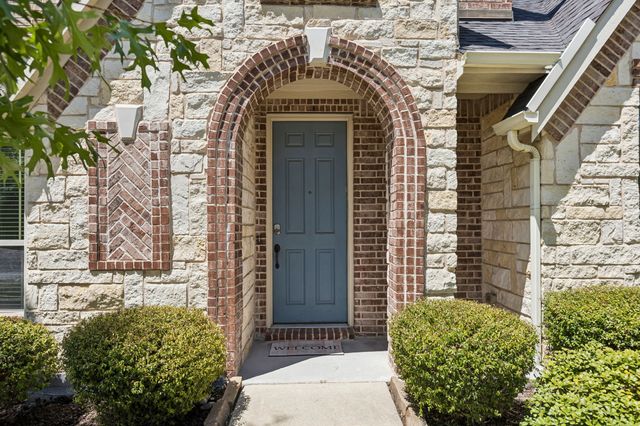 705 Austin Lane, Lavon, TX 75166