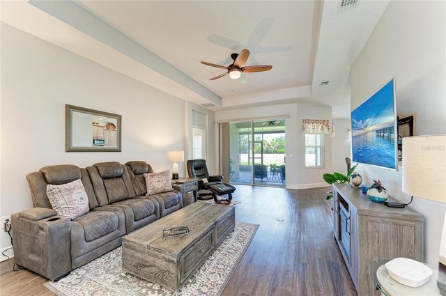 7750 RIDGELAKE CIRCLE, Bradenton, FL 34203