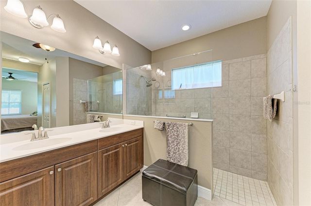 7750 RIDGELAKE CIRCLE, Bradenton, FL 34203