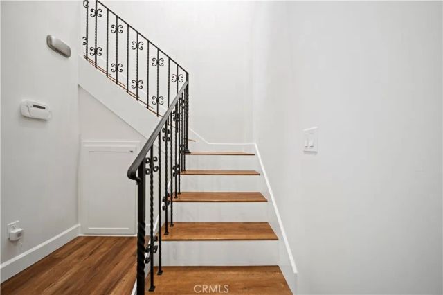 1429 Valley View Road 18, Glendale, CA 91202