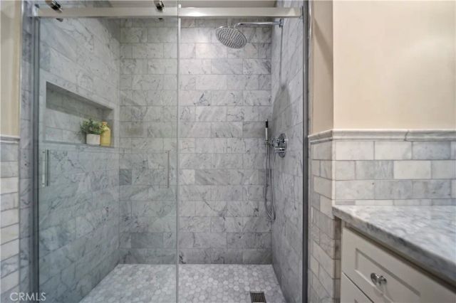 1429 Valley View Road 18, Glendale, CA 91202