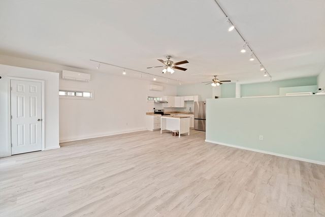 15 Rockland House Rd A, Hull, MA 02045