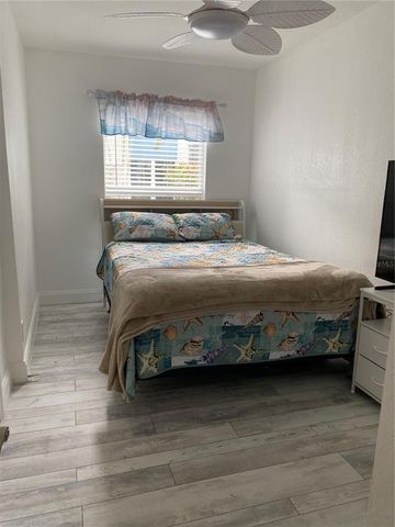 230 MEDALLION BOULEVARD D, Madeira Beach, FL 33708