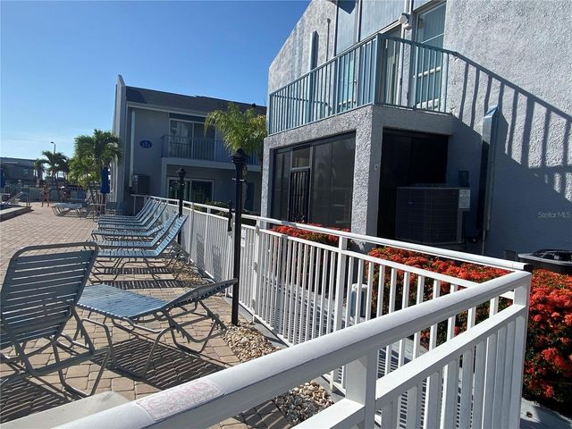 230 MEDALLION BOULEVARD D, Madeira Beach, FL 33708
