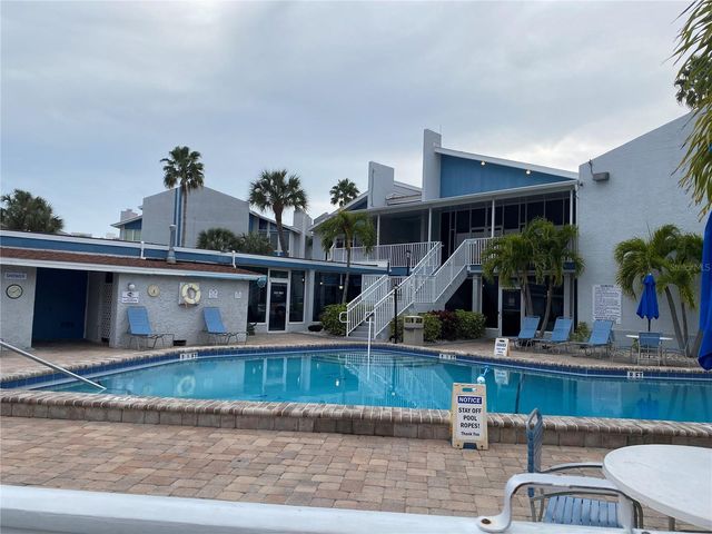 230 MEDALLION BOULEVARD D, Madeira Beach, FL 33708
