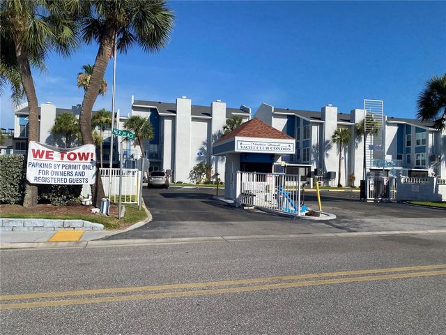 230 MEDALLION BOULEVARD D, Madeira Beach, FL 33708