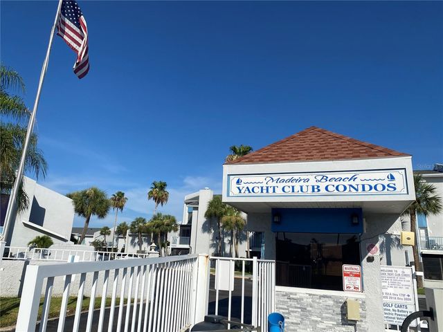 230 MEDALLION BOULEVARD D, Madeira Beach, FL 33708
