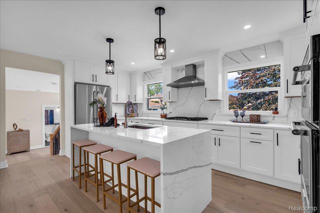 27853 Johnson Road, Grosse Ile Township, MI 48138