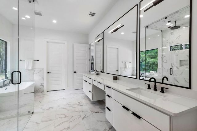 15868 Wooded Trail Way, Willis, TX 77378