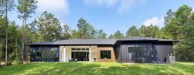 15868 Wooded Trail Way, Willis, TX 77378