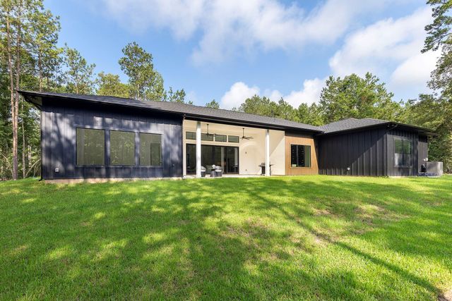 15868 Wooded Trail Way, Willis, TX 77378